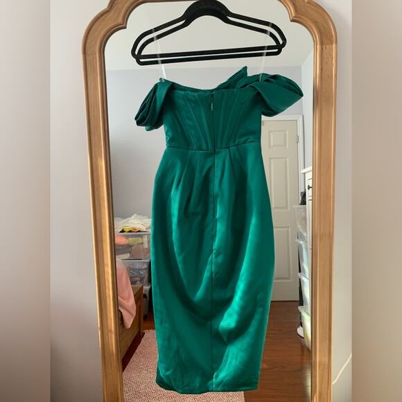 HOUSE OF CB Loretta Emerald Green Off Shoulder Draped Corset Silk Satin Dress - Picture 2 of 15